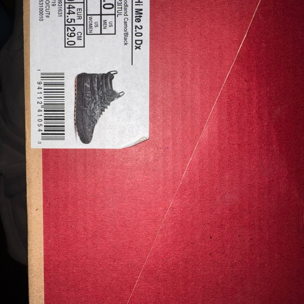 Vans Black High-Top Sk8-Hi Sneakers